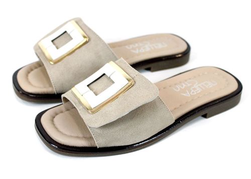 Bianca Morelli – papuci damă din velur bej cu accesoriu decorativ