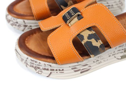 Papuci damă Luna Fiera piele bej cu detaliu leopard