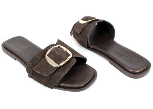 Eloria Vance – papuci dama din piele velur maro închis cu detaliu elegant