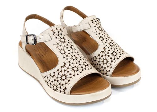 Valena Dore – sandale dama din piele naturală în nuanță soft nude cu platformă joasă și design confortabil