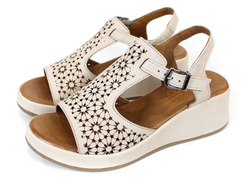 Valena Dore – sandale dama din piele naturală în nuanță soft nude cu platformă joasă și design confortabil