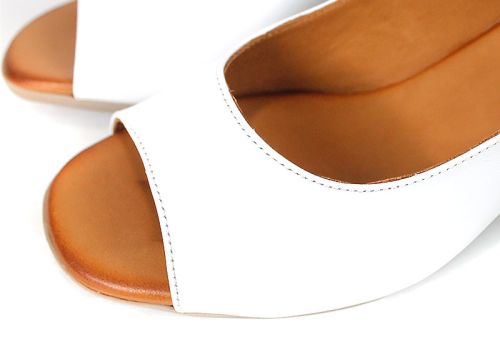 sandale elegante cu toc alb