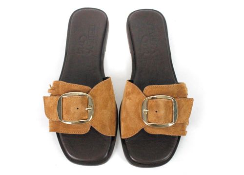 Eloria Vance – papuci dama din piele velur maro deschis