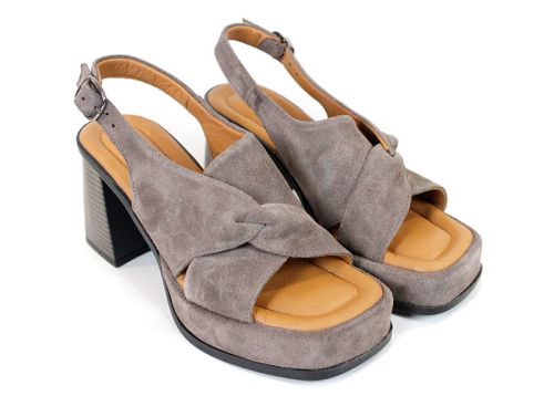 Sandale damă Lorena Vail din velur natural culoare taupe cu toc și platformă