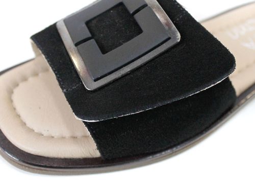 Papuci damă eleganți Bianca Morelli din piele naturală velur negru cu cataramă decorativă