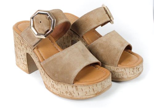 Selena Aria – papuci damă din piele velur, platformă, culoare maro deschis