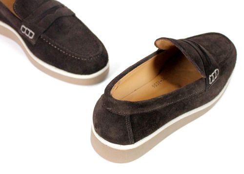Mocasini damă din piele întoarsă naturală maro deschis – Vero Lume
