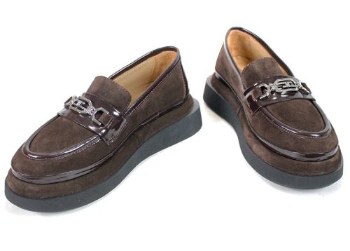 Elegant dark brown suede and patent leather loafers