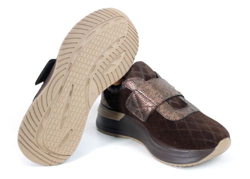 Helena Monteiro – Pantofi sport damă maro din velur natural cu închidere velcro