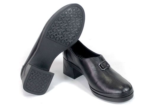 Pantofi damă negri din piele naturală cu toc mediu Alessia Romano