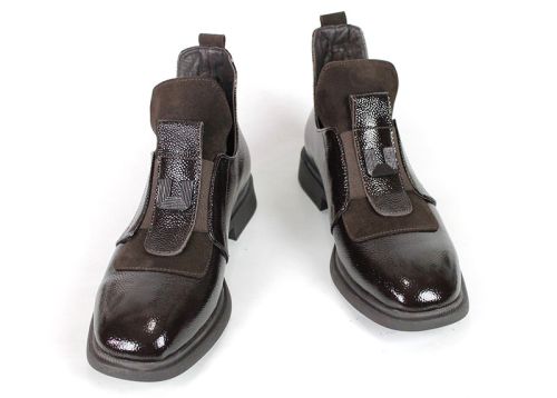Noir Élise – pantofi premium de damă din piele naturală maro închis cu finisaj lăcuit texturat