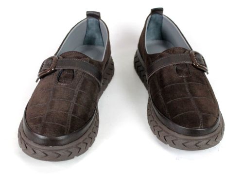 Lucia Ferrero Women's Casual Shoes – Brown Genuine Suede with Croc-Embossed Texture