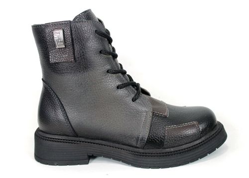 Gianna Moretti – Women's Winter Boots in Black Genuine Leather with Contrasting Accents