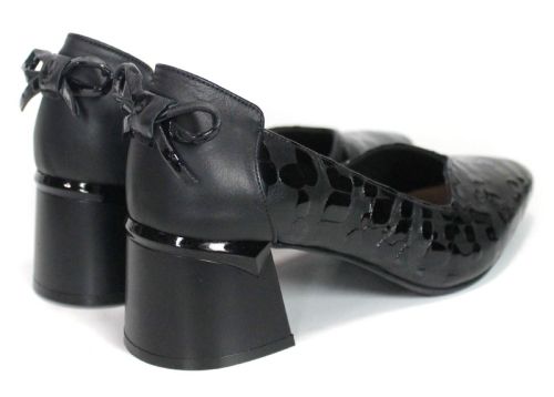 Valentina Rossetti – pantofi eleganți de damă din piele naturală cu imprimeu leopard lăcuit negru