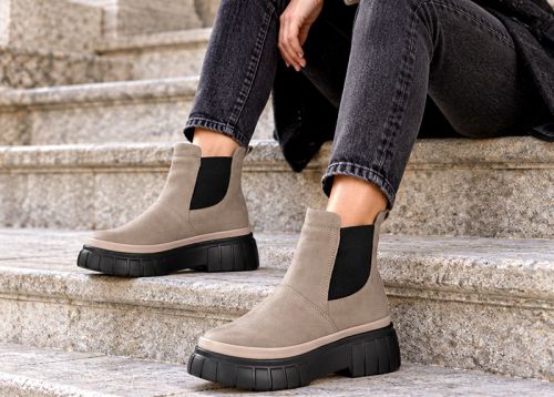 Mila Savelli – botine sport pentru femei din nubuc natural culoarea vizon