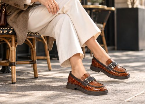 Terra Classica – mocasini de damă din piele naturală cu imprimeu croco, maro deschis
