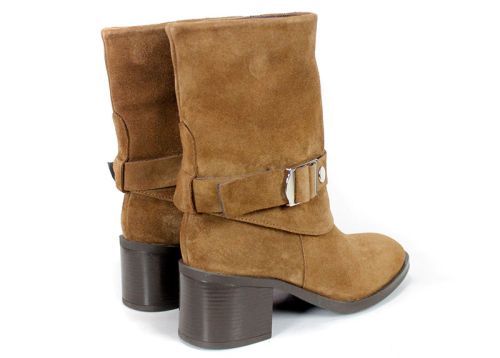 Botine damă din piele întoarsă naturală maro deschis Claudia Venturi