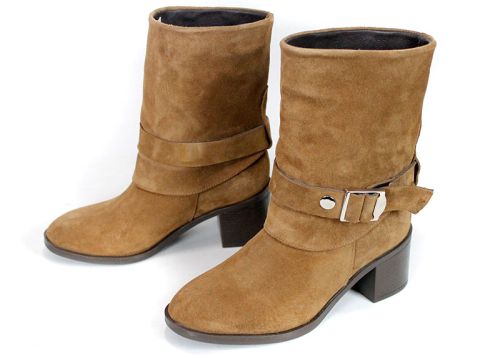 Botine damă din piele întoarsă naturală maro deschis Claudia Venturi
