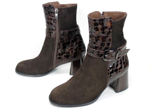 Isabella Montel ankle boots with croc-embossed patent leather, decorative buckle and glossy block heel