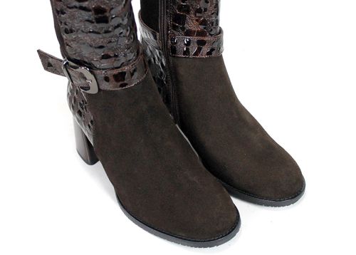 Isabella Montel – Women's Suede and Croc-Embossed Patent Leather Heeled Ankle Boots, Dark Brown